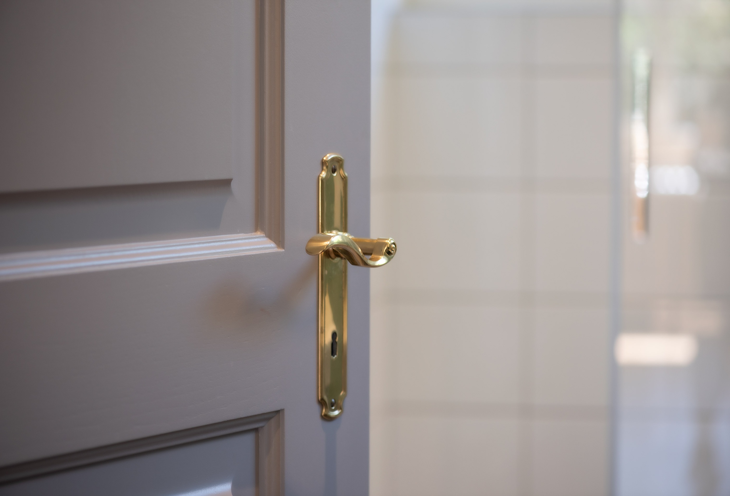 Badezimmer Eingang Boutique Villa J87 Interlaken